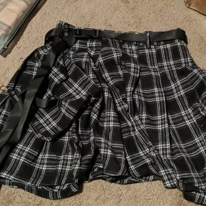 Plaid techwear skirt
